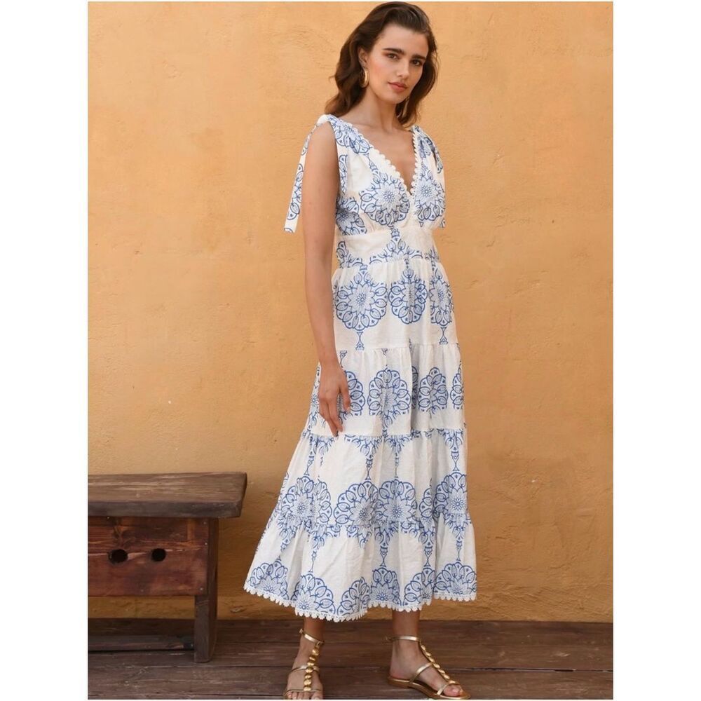 Sasia Blue & White Embroidered Tie Shoulder Maxi Dress Size Small